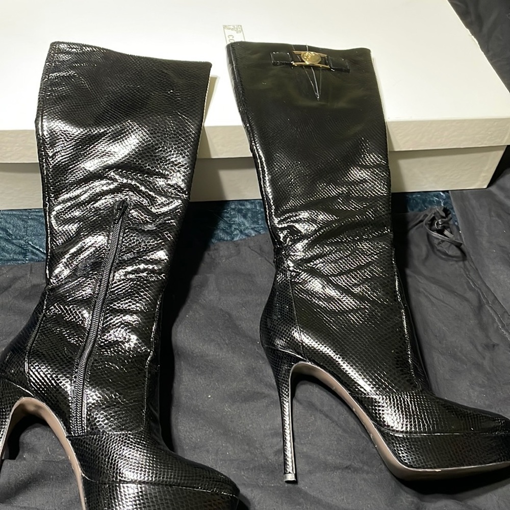 Gorgeous Versace tall platform boots!Black snakeskin!Worn once!Great condition!